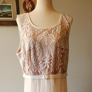 RM Richards Full Length Cream Gown size 16 elegant formal
